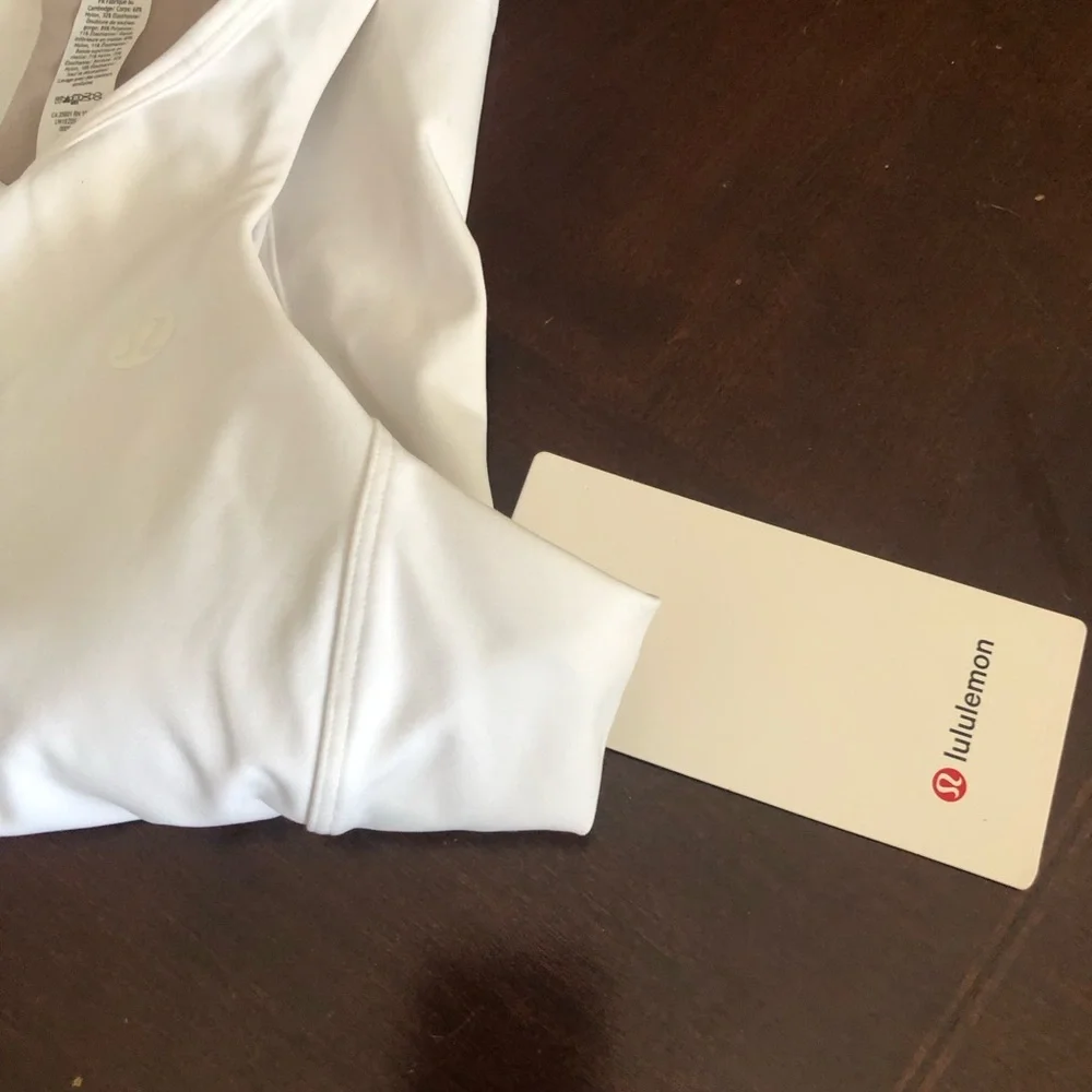 New Lululemon waist length V-neck tennis tank - Picture 12 of 13